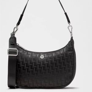 lululemon athletica NWT Black Crossbody Shoulder Bag